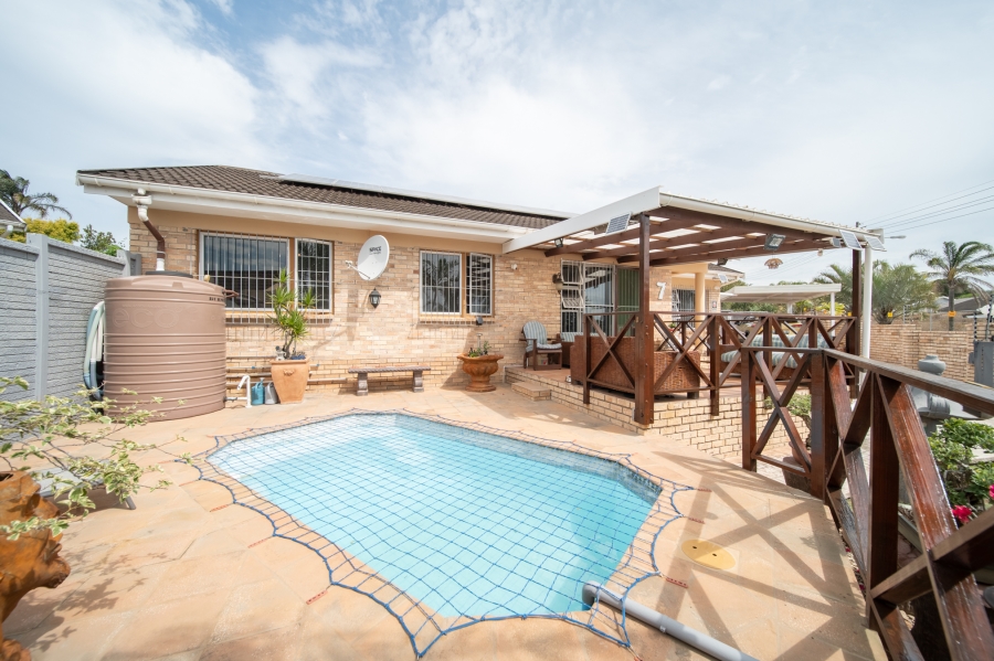 3 Bedroom Property for Sale in Beacon Bay Eastern Cape